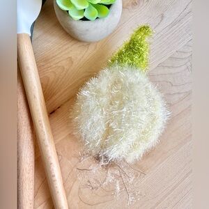New Handmade Crochet Garlic Kitchen Dishes Pot Scrubber Cleaner Scouring Pad